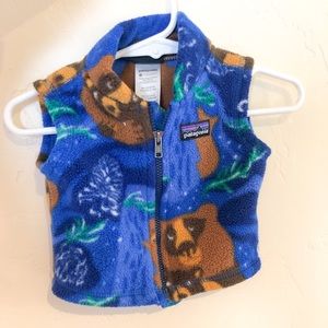 Infant Patagonia vest Size 0M